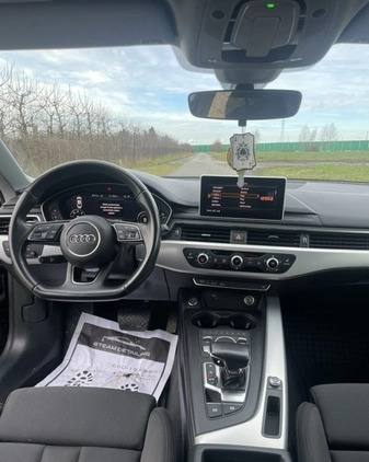 Audi A5 cena 99000 przebieg: 52000, rok produkcji 2018 z Brodnica małe 562
